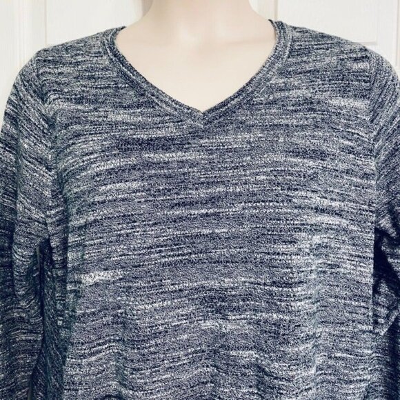 LOGO- by Lori Goldstein sweater - Picture 3 of 7